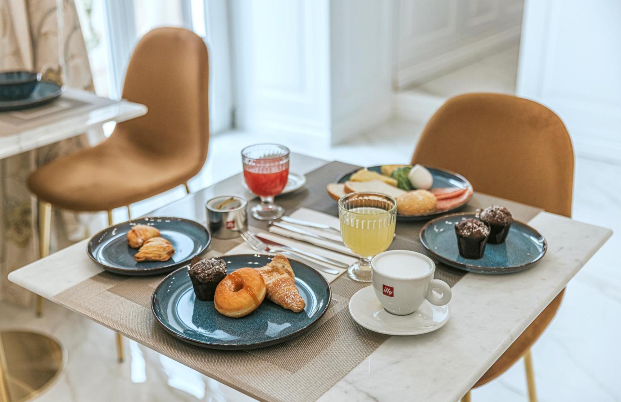 Gentile Suite & Spa Vomero Napels Buitenkant foto