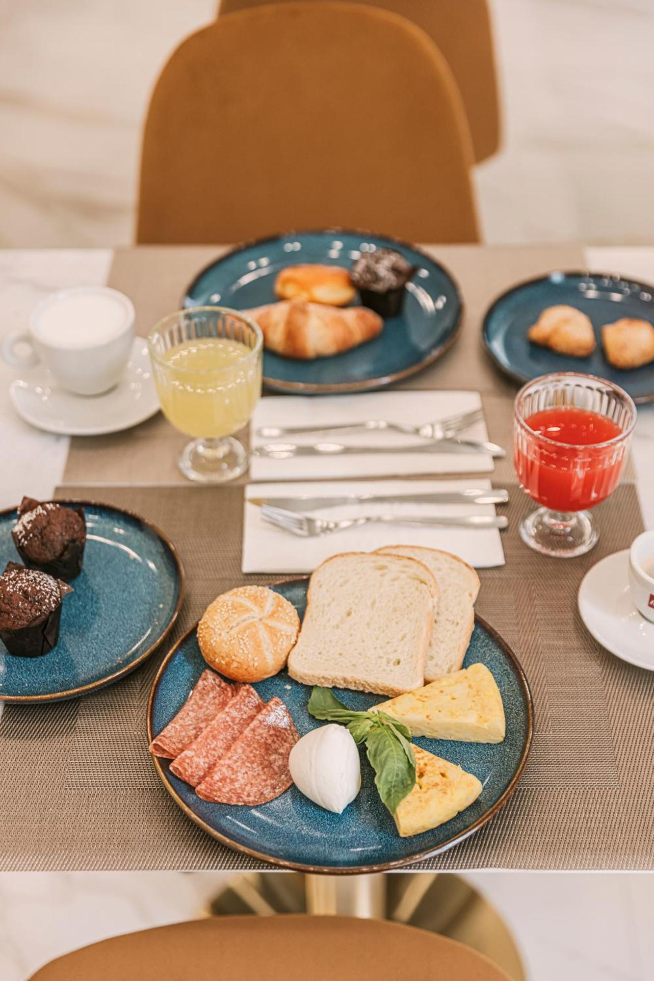 Gentile Suite & Spa Vomero Napels Buitenkant foto