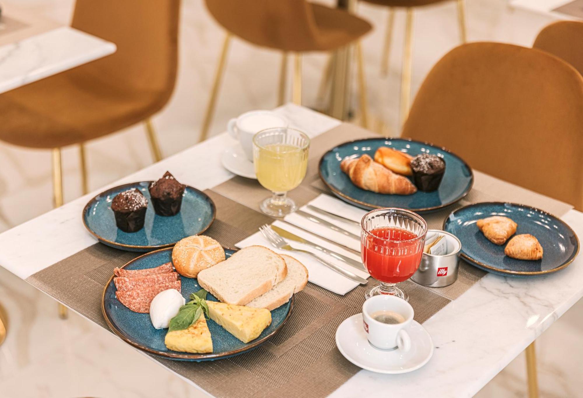 Gentile Suite & Spa Vomero Napels Buitenkant foto