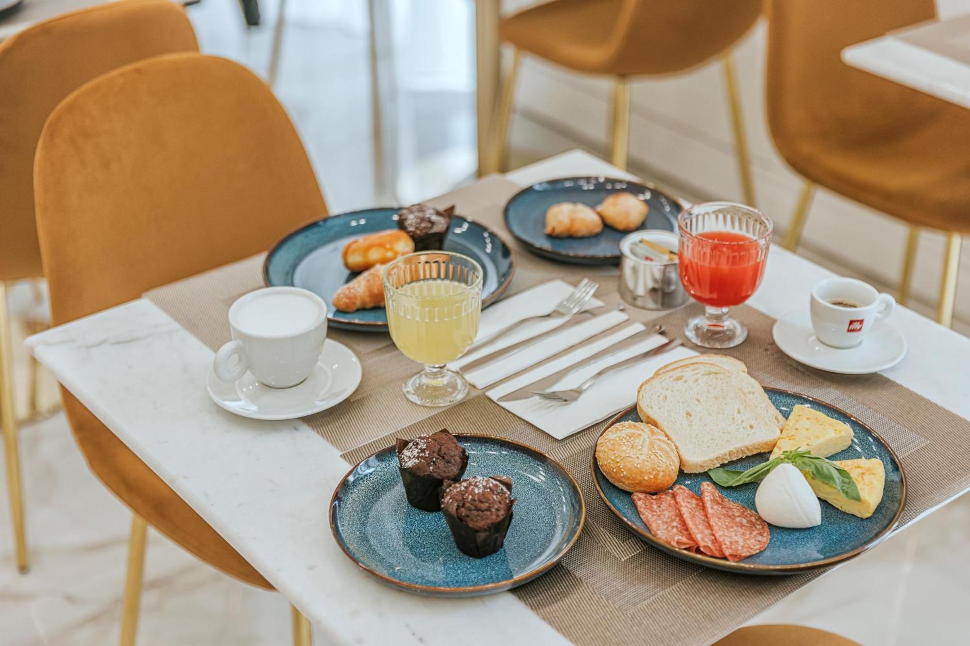Gentile Suite & Spa Vomero Napels Buitenkant foto