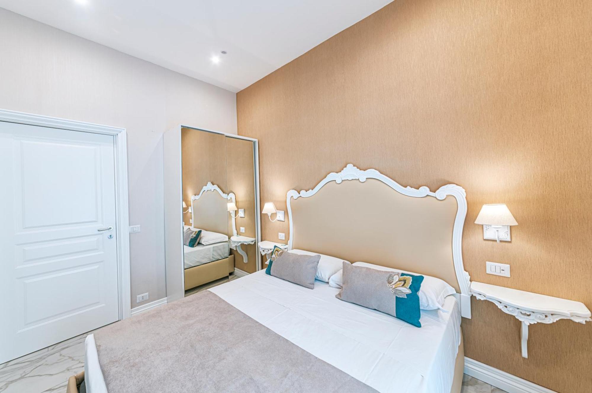 Gentile Suite & Spa Vomero Napels Buitenkant foto