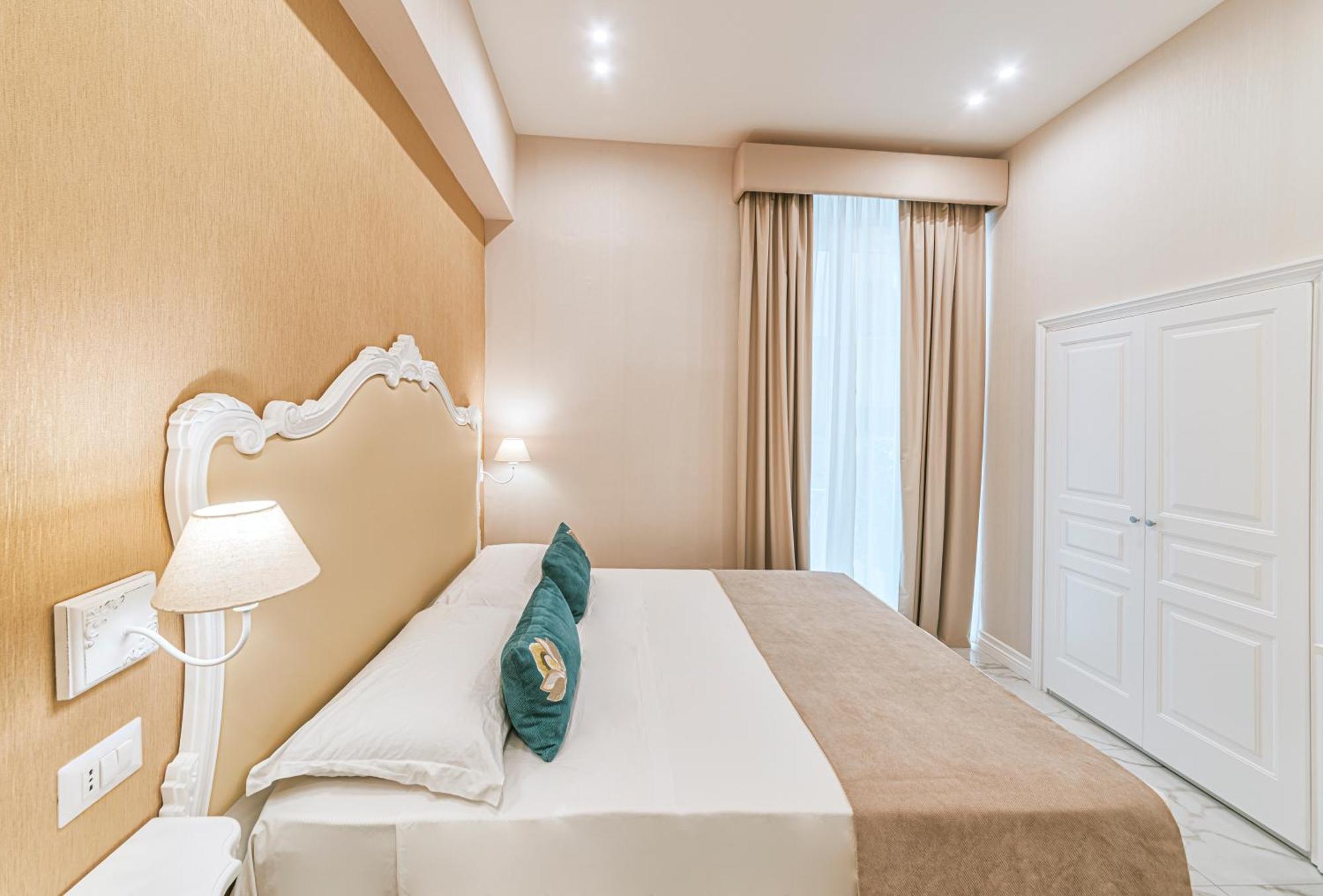 Gentile Suite & Spa Vomero Napels Buitenkant foto