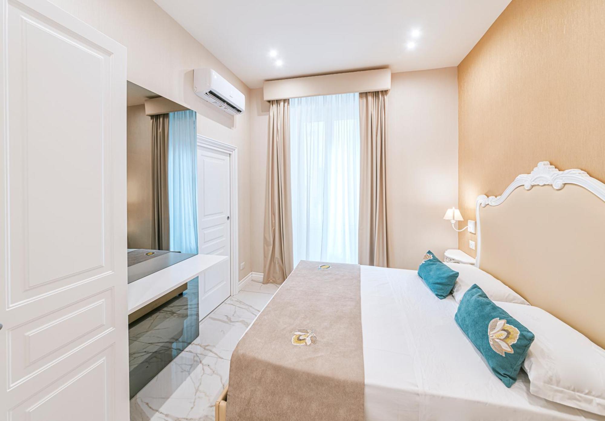 Gentile Suite & Spa Vomero Napels Buitenkant foto