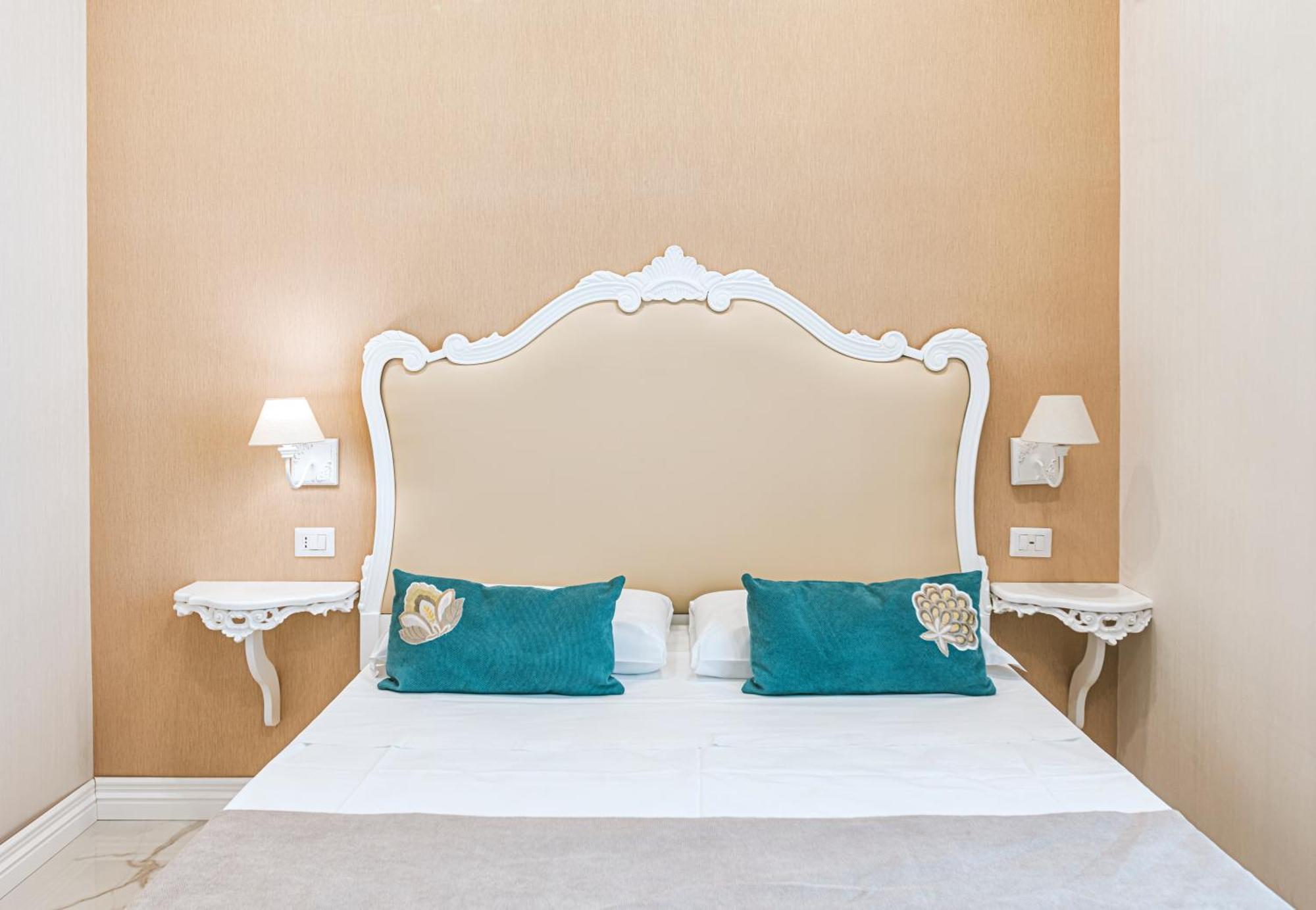 Gentile Suite & Spa Vomero Napels Buitenkant foto