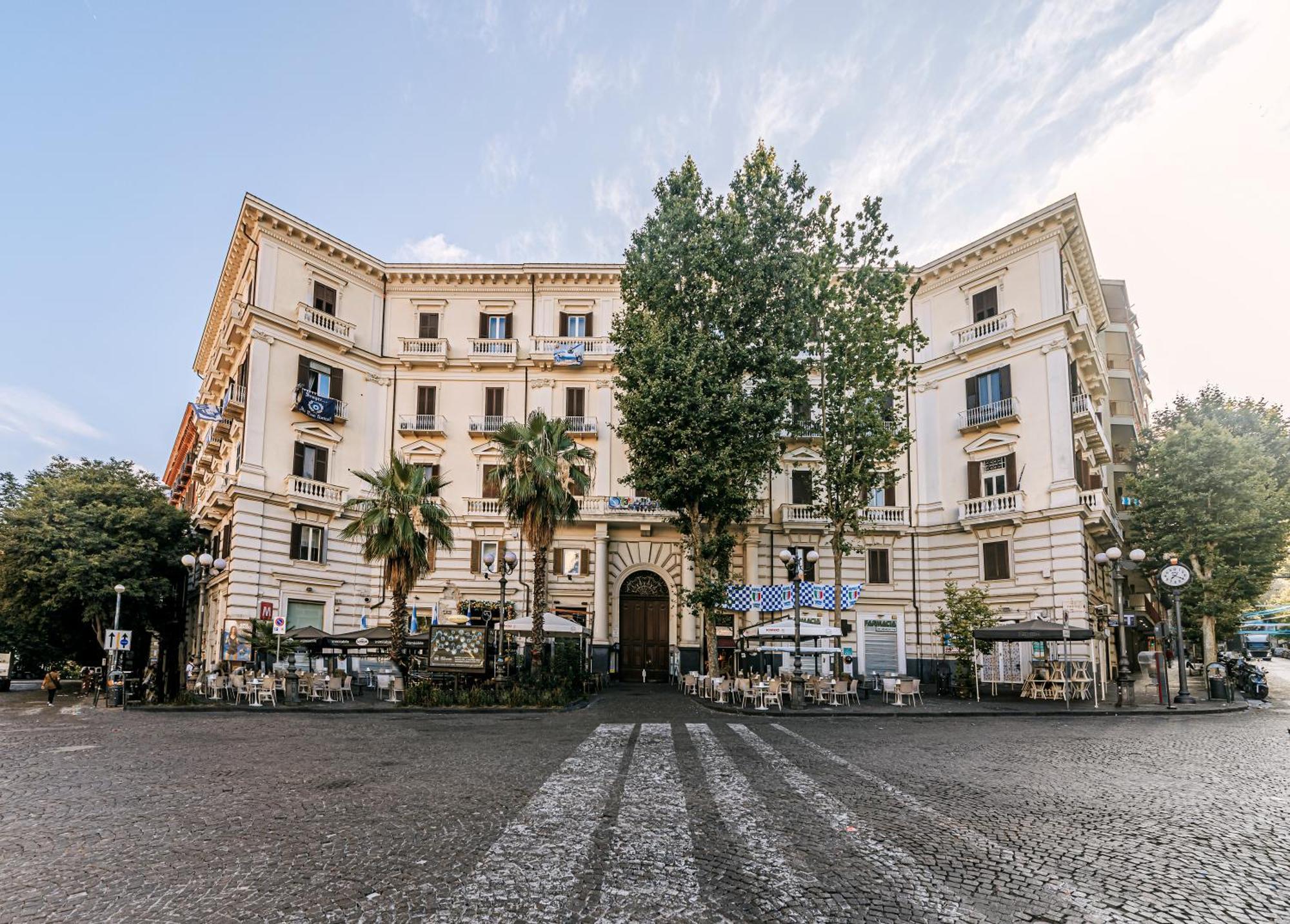 Gentile Suite & Spa Vomero Napels Buitenkant foto
